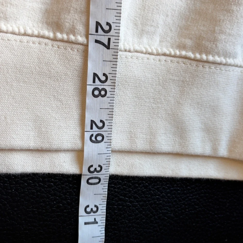 Skullhouse design Be The Light Crewneck: Vanilla limited edition Kelclight Sz XL